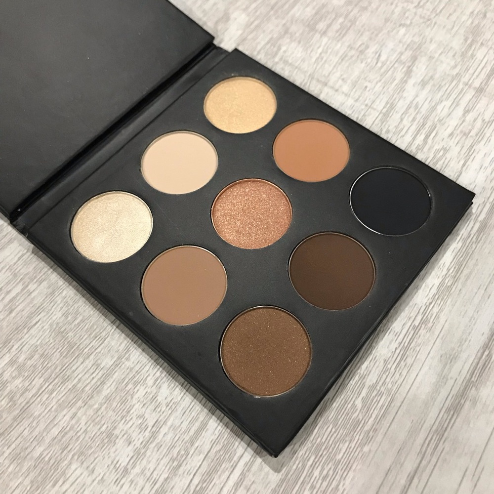 Studio Makeup On-The-Go eyeshadow palette